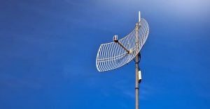 LANtenna hack spies on your data from across the room! (Sort of)